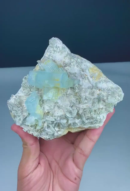 Natural Blue Cap Blue Aquamarine Crystals with Mica, Aquamarine Specimen, Aquamarine from Chumar Bakhoor Gilgit Baltistan Pakistan - 992 gram
