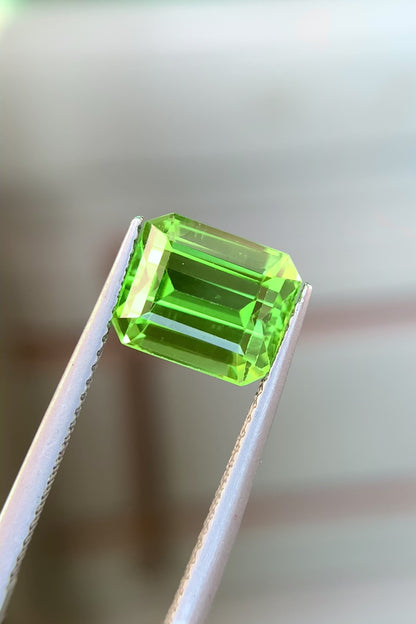 Burma Peridot Gemstone For Ring, Emerald Cut Peridot Loose Stone, 3.85 CT