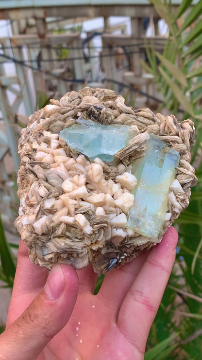 Natural Sky Blue Aquamarine Crystal, Aquamarine Mineral, Aquamarine Specimen, Raw Aquamarine ,Aquamarine Form Skardu Pakistan 603 Garms