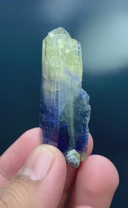 Natural Terminated Top Quality Blue Color Tanzanite Crystal, Tanzanite Gemstone, Raw Mineral, Tanzanite Specimen - 27 gram