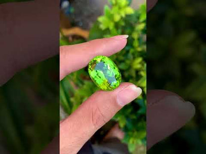 Natural Green Peridot 36.45 Ct Oval Brilliant Cut – Pakistan Peridot Gemstone