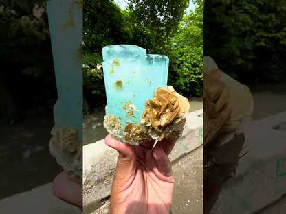 Aquamarine with Muscovite Mica from Pakistan, 543 gram