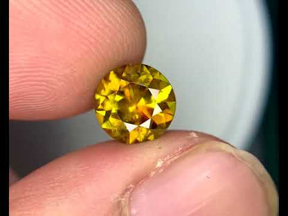Round Sphene Loose Gemstone for Ring, Full Fire Sphene Ring Stone, 2.2 CT