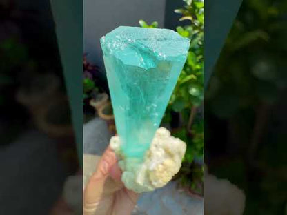 Aquamarine specimen from Pakistan, 570 gram