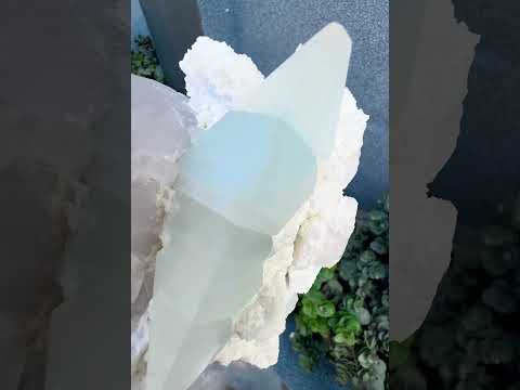Blue Topaz with Quartz and Albite from Paprok, 922 Gram