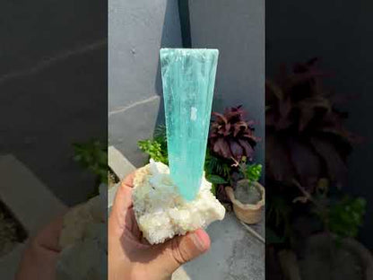 Aquamarine specimen from Pakistan, 570 gram