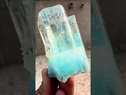 Aquamarine crystal from Pakistan, 166 gram