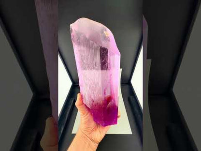 Facet Grade Kunzite Crystal , 2293 gram