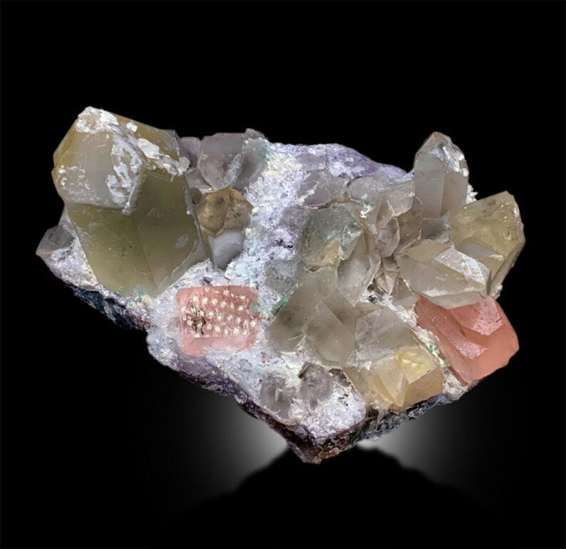 natural pink beryl crystal specimen
quartz and morganite association
