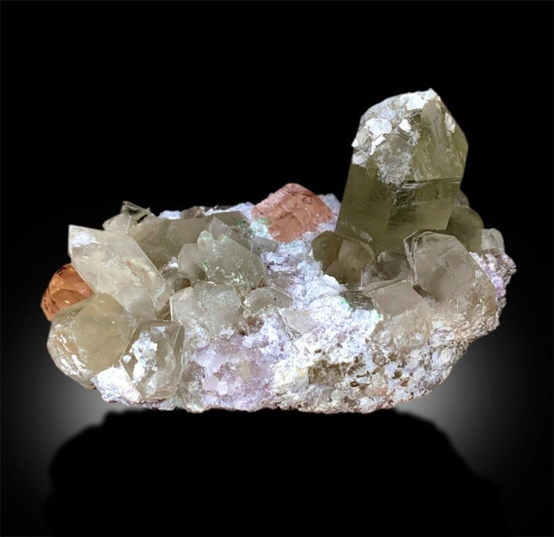quartz crystal cluster with morganite
display quality morganite specimen
untreated morganite crystal specimen