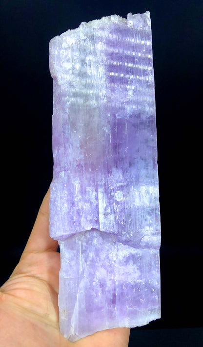 raw gemstone specimen kunzite
large natural kunzite crystal
