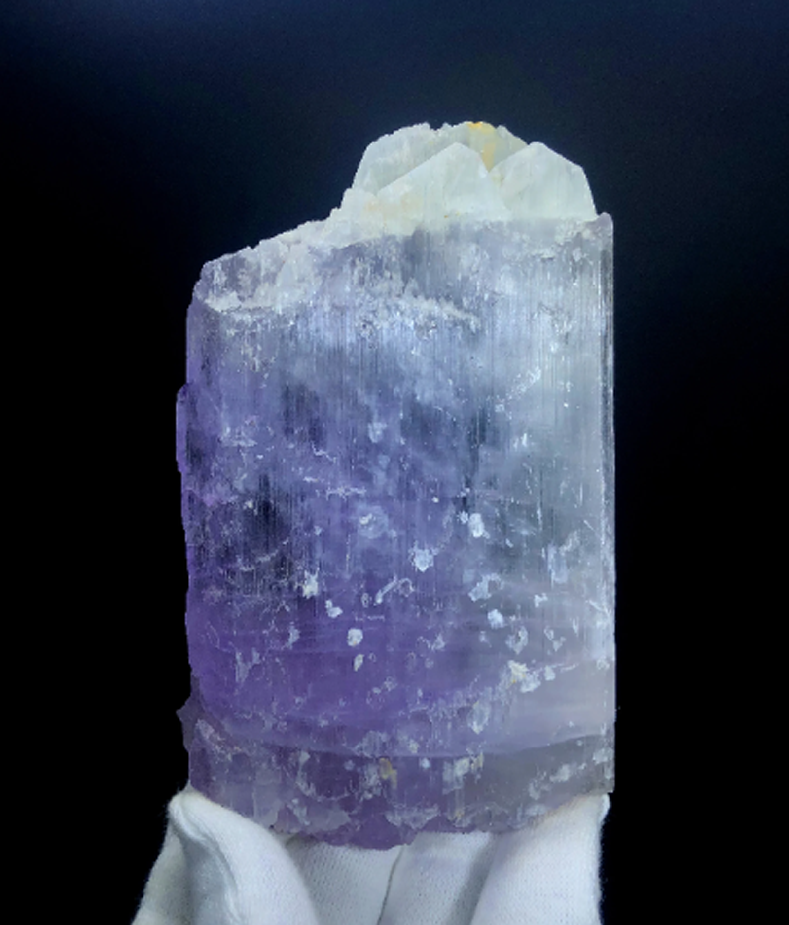 natural spodumene crystal specimen
Afghanistan pink kunzite crystal