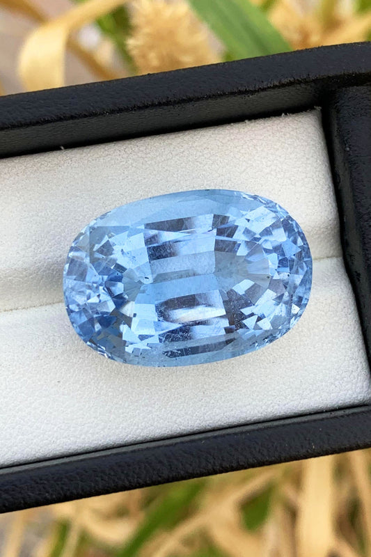 sky blue aquamarine gemstone
brazilian aquamarine loose stone
