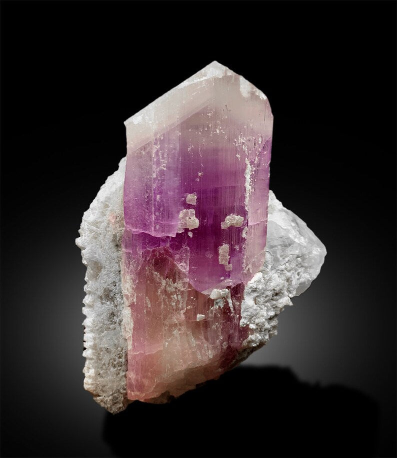 terminated kunzite crystal specimen
collector grade kunzite display